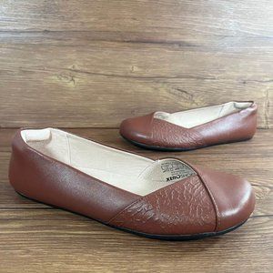 Xero Shoes Phoenix Leather Slip-On Flats Women’s Size 9